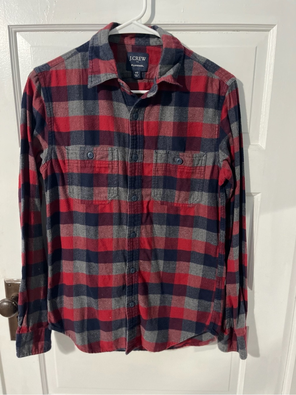 J.Crew Men’s Red & Navy Plaid Flannel Shirt size xs